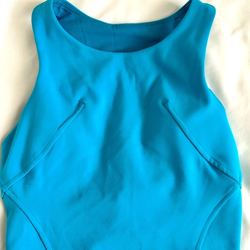 Lululemon high neck, crop tank. Size 2. Color blue.